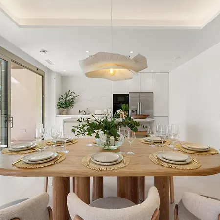 Benalus 4-bedroom Duplex In Golden Mile Marbella