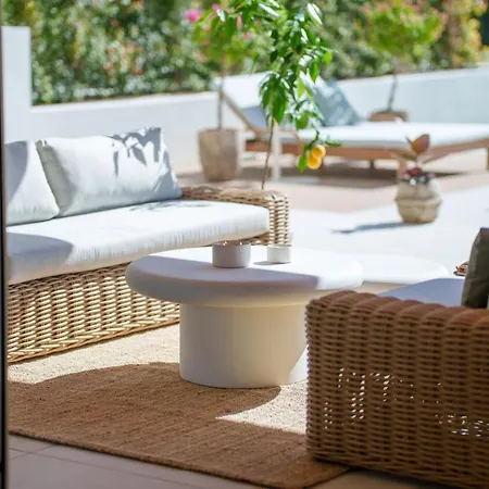 Benalus 4-bedroom Duplex In Golden Mile Marbella