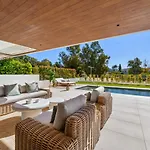 Benalus 4-bedroom Duplex In Golden Mile