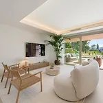Διαμέρισμα Benalus 4-bedroom Duplex In Golden Mile *
