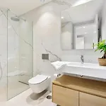 Benalus 4-bedroom Duplex In Golden Mile