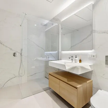 Benalus 4-bedroom Duplex In Golden Mile Марбелья