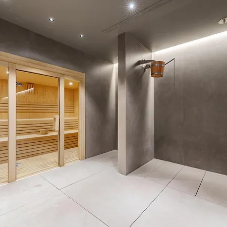 Benalus 4-bedroom Duplex In Golden Mile 公寓 马尔韦利亚