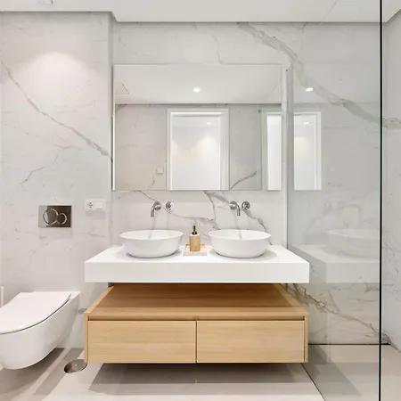 Benalus 4-bedroom Duplex In Golden Mile 公寓 *