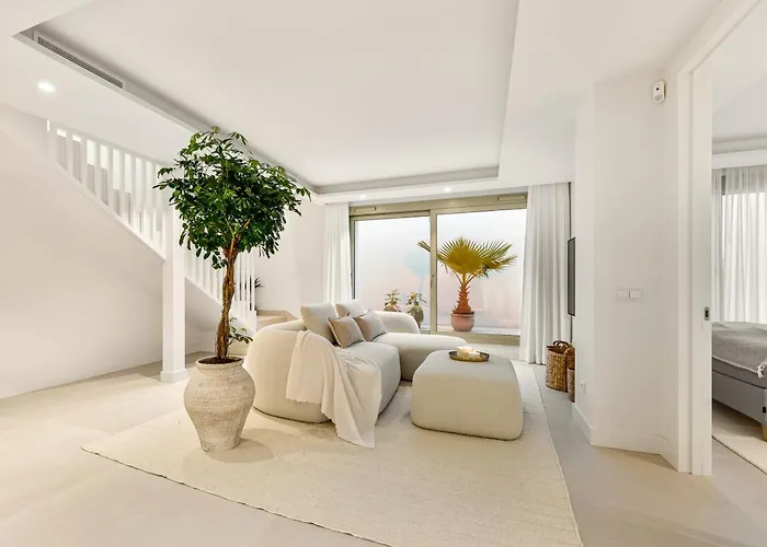 Benalus 4-bedroom Duplex In Golden Mile Marbella